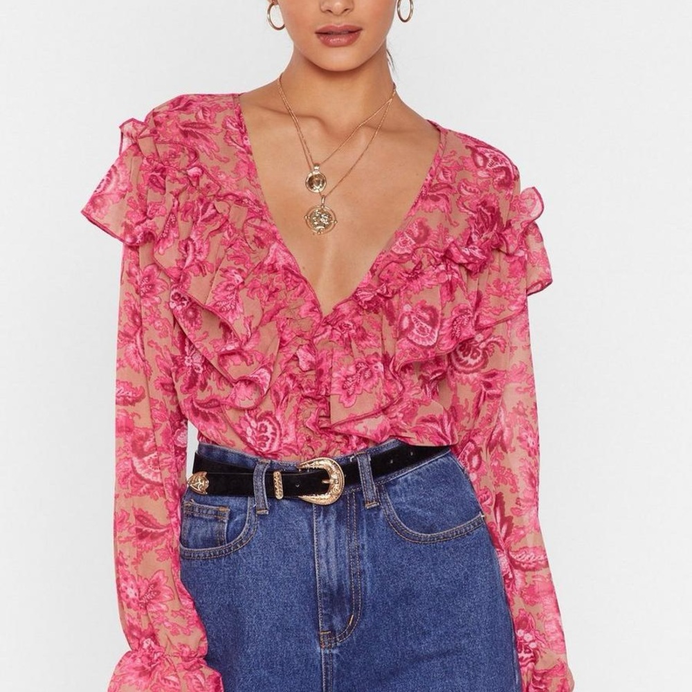 NWT Nasty Gal Cause A Stir Floral Ruffle Blouse